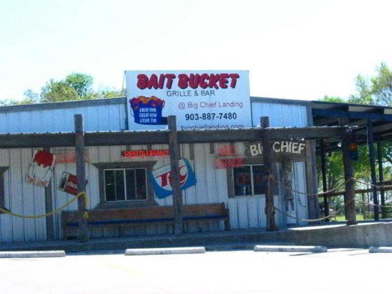 Days Inn Gun Barrel City 外观 照片