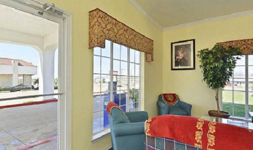 Days Inn Gun Barrel City 外观 照片